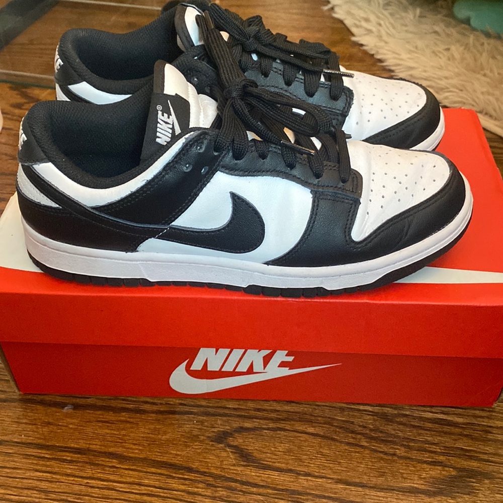 Nike Dunk Low Panda